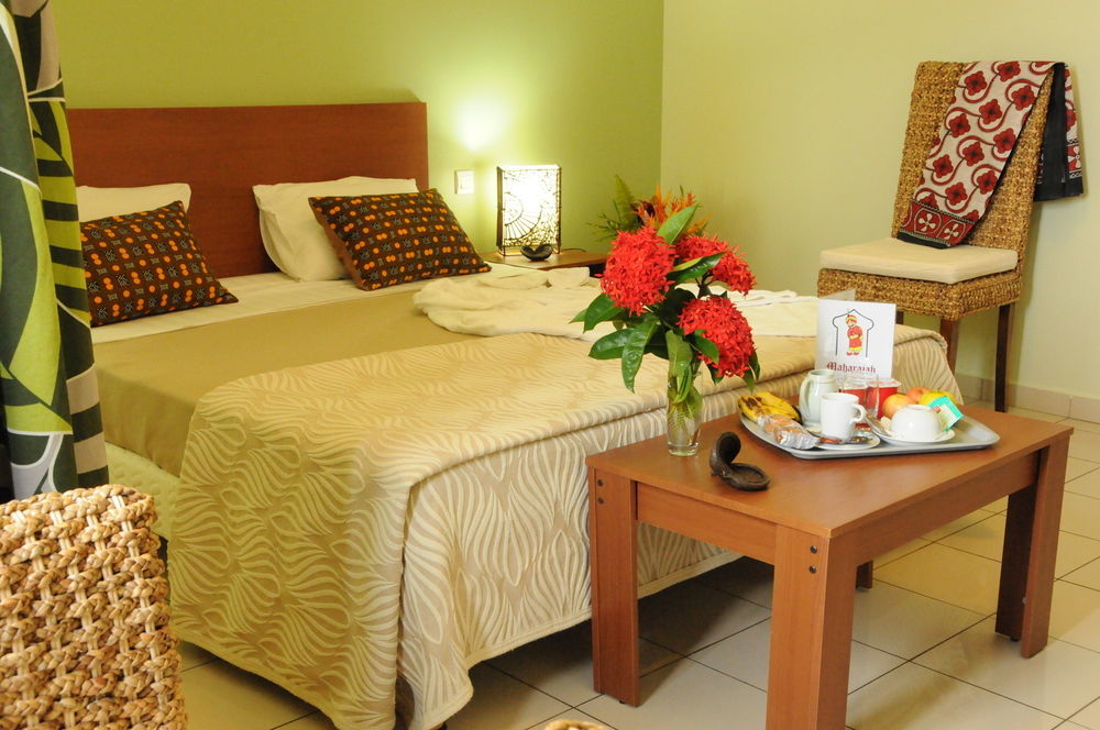 Hotel Maharajah Mamoudzou Екстериор снимка