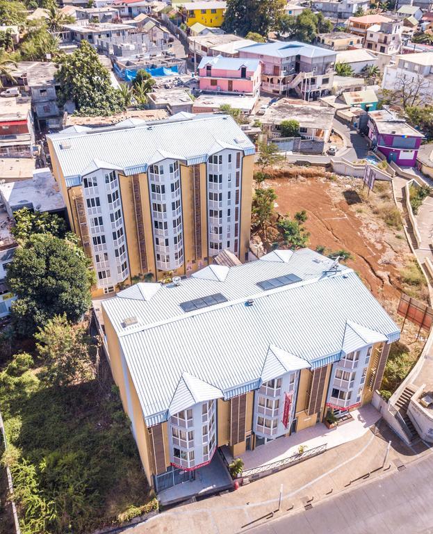 Hotel Maharajah Mamoudzou Екстериор снимка