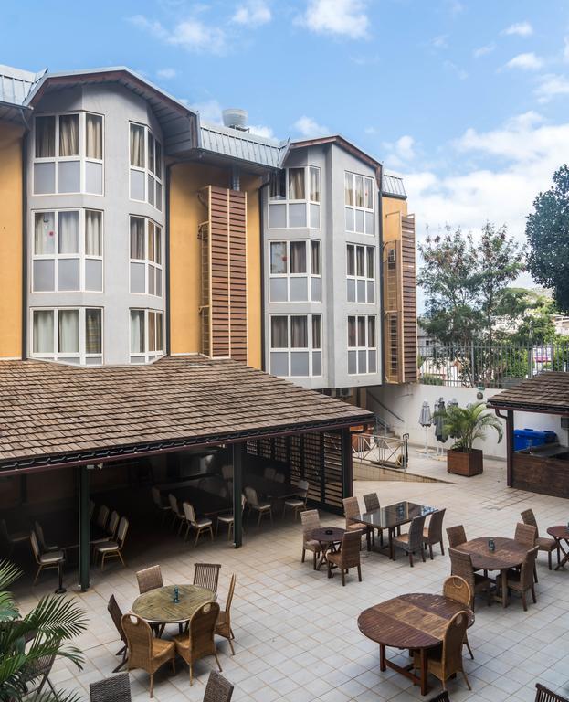 Hotel Maharajah Mamoudzou Екстериор снимка
