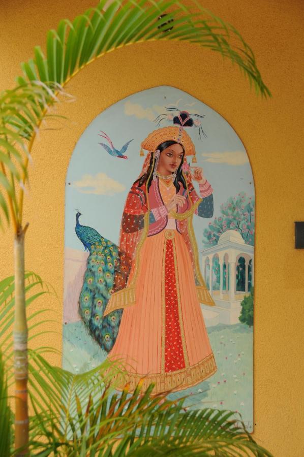 Hotel Maharajah Mamoudzou Екстериор снимка